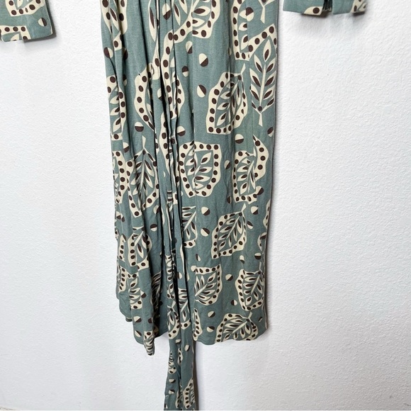 BODEN Collar Jersey True Wrap Stretch Leaf Midi Dress - Picture 4 of 13